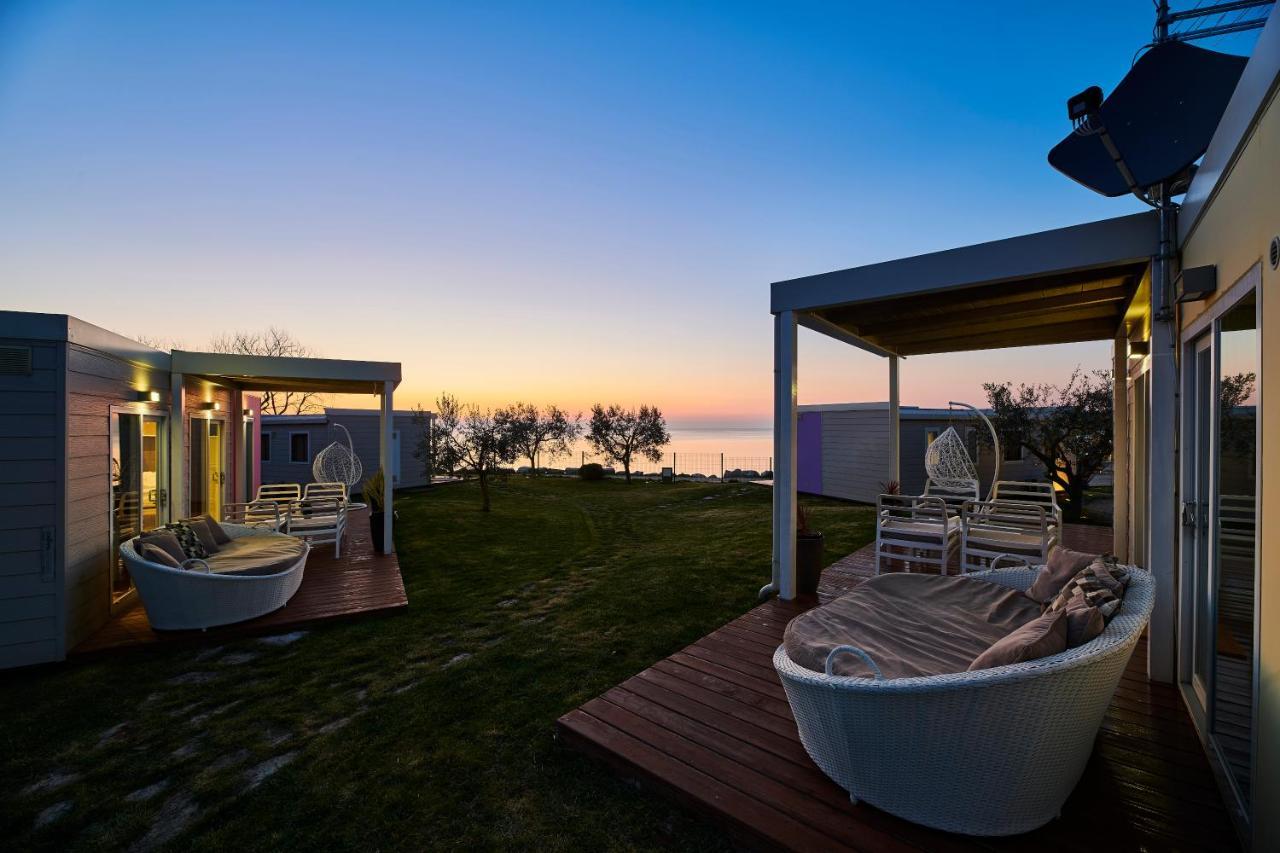 Mobile Homes Sunset Beach Zambratija Kültér fotó